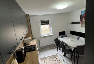 Apartament cu 3 camere decomandat în Central - 2