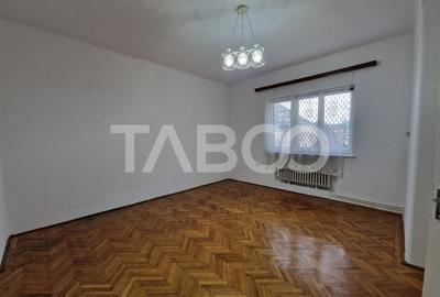 Apartament cu 4 camere decomandat, mobilat în Central - 14
