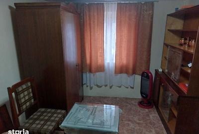 Casă cu 4 camere cu Teren 90 Mp în Central - 2