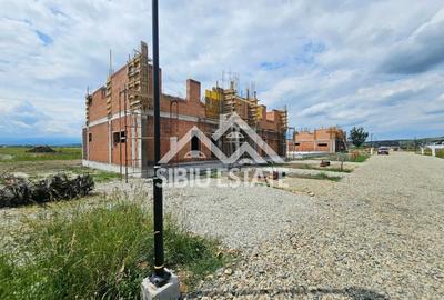 Duplex cu 4 camere cu Canalizare în Șura Mică - 10
