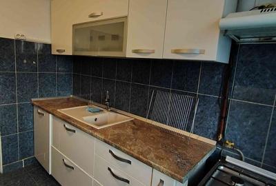 Apartament cu 2 camere semidecomandat în Micro 9 - 2