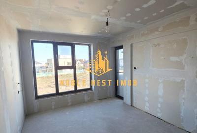 Casă cu 4 camere cu Teren 315 Mp în Războieni - 8