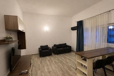 Apartament cu 2 camere decomandat în Runcu