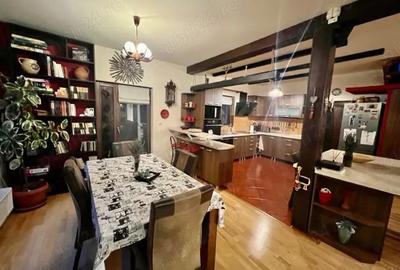 Casă cu 3 camere cu Teren 700 Mp în Corunca - 1