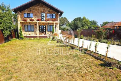 Casă individuală cu 6 camere cu Teren 600 Mp în 9 Mai - 4