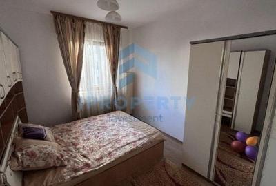 Apartament cu 3 camere decomandat în Vitan