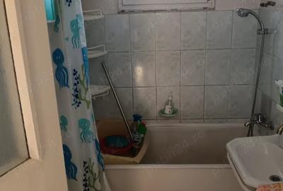 Apartament cu 3 camere semidecomandat în Vulcan - 2