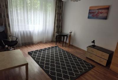 Garsonieră decomandată în Politehnica