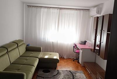 Apartament cu 3 camere decomandat în Gării