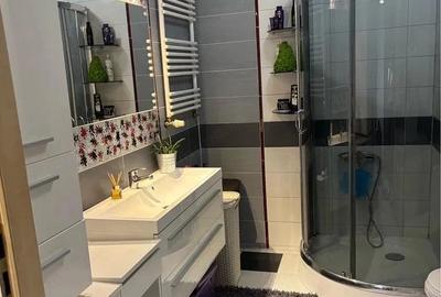 Garsonieră decomandată în Complex Studențesc
