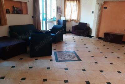 Casă cu 6 camere cu Teren 200 Mp în Central - 2