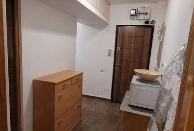 Apartament cu 2 camere semidecomandat în Șagului