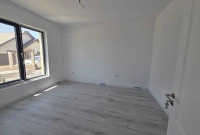 Casă individuală cu 5 camere cu Teren 410 Mp în Domnești - 8