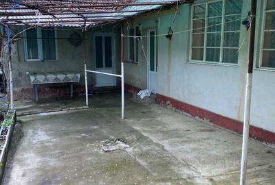 Casă cu 4 camere în Central - 3