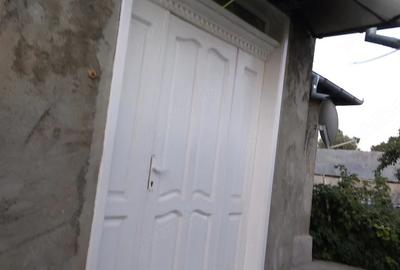 Casă cu 4 camere cu Teren 750 Mp în Central