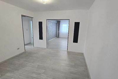 Apartament cu 3 camere decomandat în Central - 2