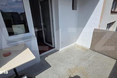 Apartament cu 3 camere decomandat în Micro 17