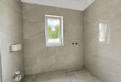 Duplex cu 6 camere cu Canalizare în Ghiroda - 9