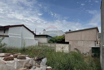 Teren de 185 mp, în Central