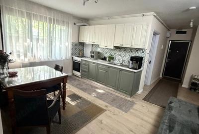 Apartament cu 3 camere semidecomandat în Micro 14 - 5
