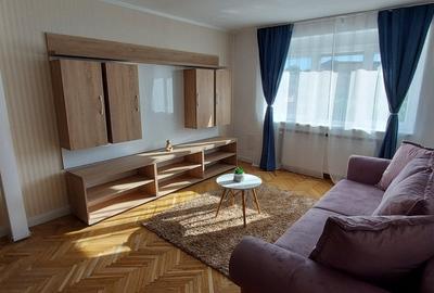 Apartament cu 3 camere semidecomandat în Complex Studențesc - 2