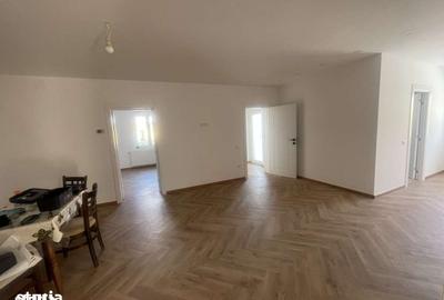 Casă cu 3 camere cu Teren 454 Mp în Calea Poplăcii - 11