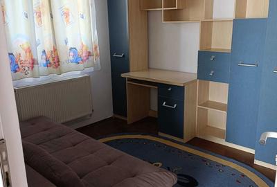 Apartament cu 3 camere decomandat în Exterior Vest - 2