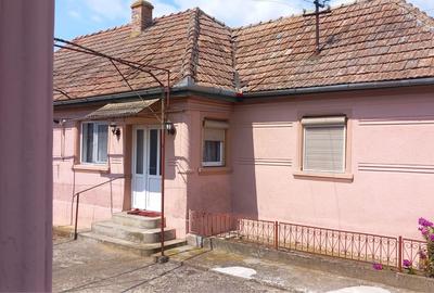 Casă cu 4 camere în Bucerdea Grânoasă