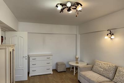 Apartament cu 2 camere decomandat în Universitate - 2