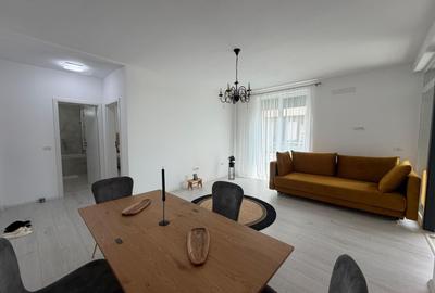 Apartament cu 2 camere semidecomandat, mobilat în Dumbrăvița