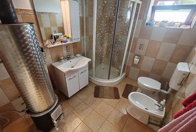 Casă cu 2 camere cu Teren 533 Mp în Central
