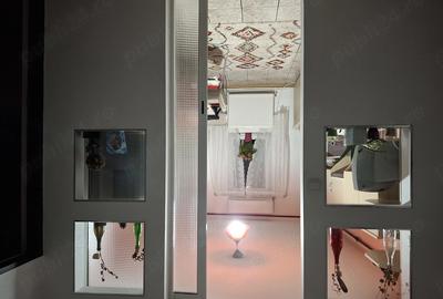 Apartament cu 4 camere decomandat în Central - 1