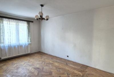 Apartament cu 3 camere decomandat în Tudor - 5