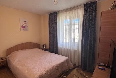 Apartament cu 4 camere decomandat în Central