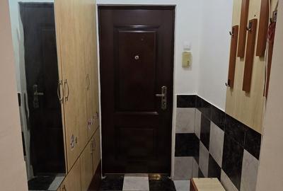 Apartament cu 2 camere semidecomandat în Exterior Vest