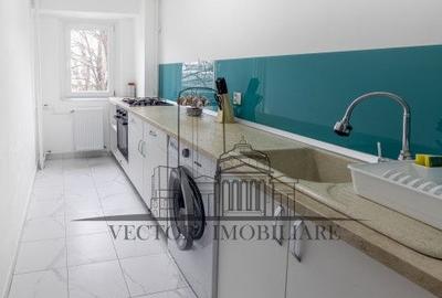 Garsonieră decomandată, mobilată în Tei