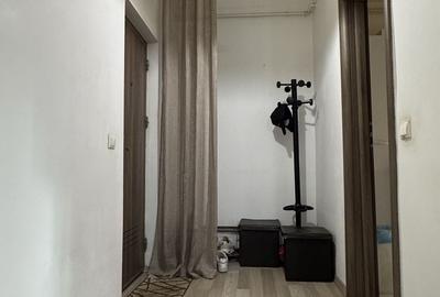 Apartament cu 2 camere semidecomandat în Olteni - 1