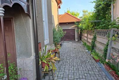Casă cu 4 camere în Central - 4