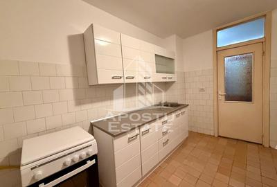 Apartament cu 3 camere decomandat, mobilat în Soarelui - 8