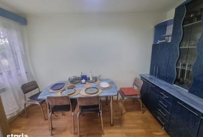 Casă cu 5 camere cu Teren 1790 Mp în Est