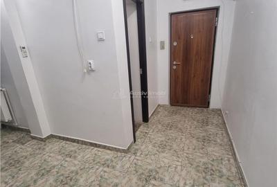 Apartament cu 3 camere decomandat în Central - 12