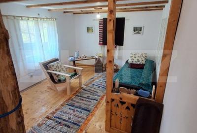 Casă cu 3 camere în Podu Corbului - 2