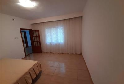 Casă cu 4 camere în Năvodari - 8