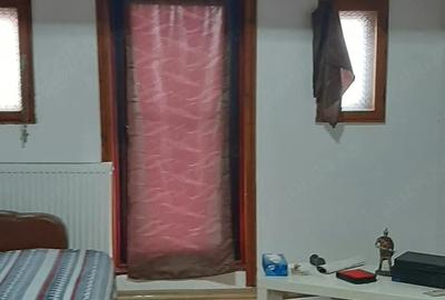 Casă cu Teren 1200 Mp în Tătăranu