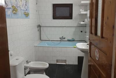 Casă cu 3 camere în Lipovei - 1