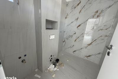 Casă cu 4 camere cu Teren 200 Mp în Central - 11