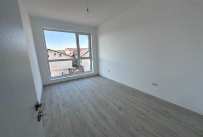 Apartament cu 3 camere decomandat în Berceni - 15