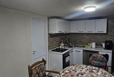 Casă cu 3 camere cu Teren 260 Mp în Malu Mare - 2