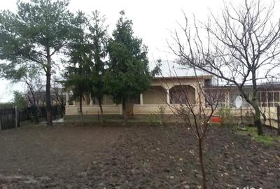 Casă cu 5 camere în Central - 5