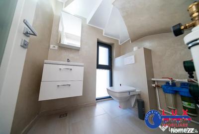 Casă cu 4 camere cu Teren 366 Mp în Vest